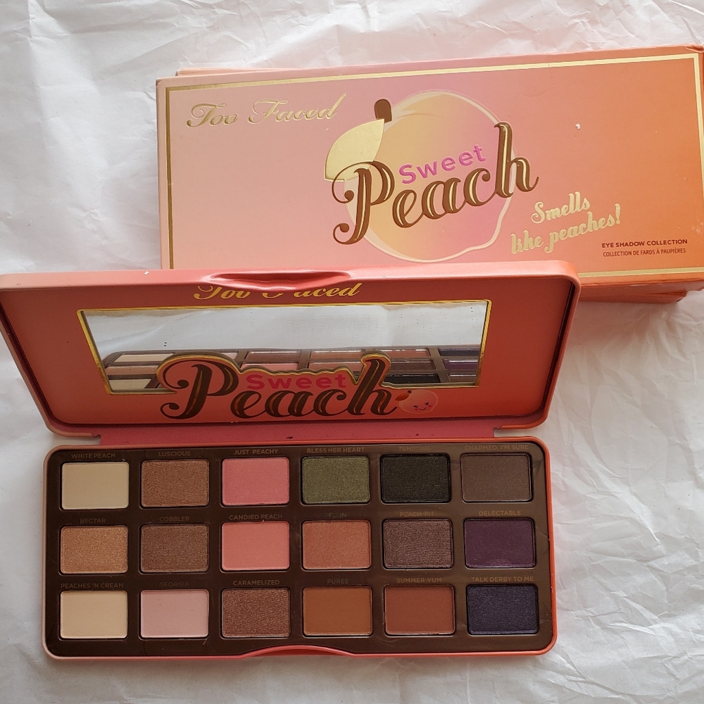 Too Faced 🍑 Sweet Peach Eyeshadow Palette RETAIL $49.00